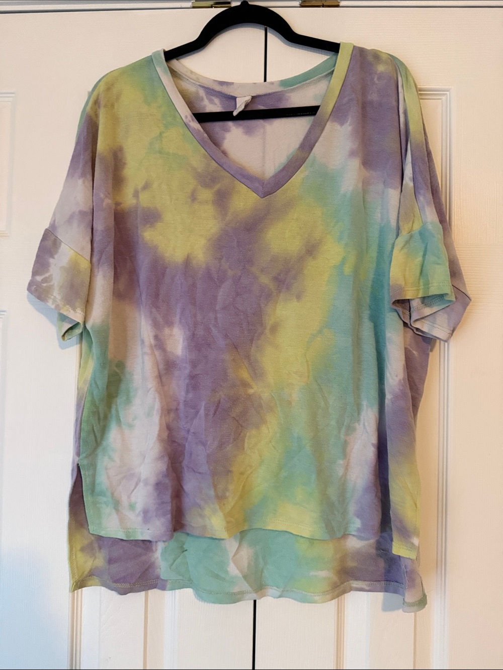 Pastel Tie-Dye V-Neck Lightweight Top